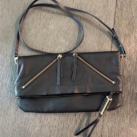 Stella & Dot Handbags - Stella & Dot Covet Black Leather Crossbody Bag